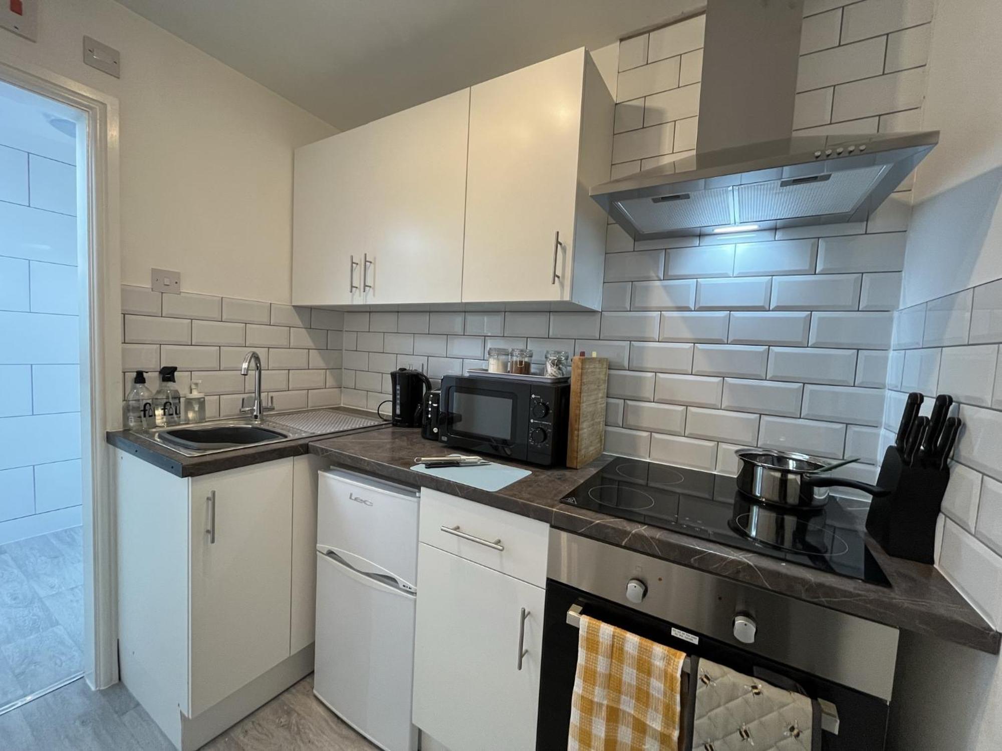 Modern 1 Bed Studios For Comfy Stay In Preston Престон Экстерьер фото